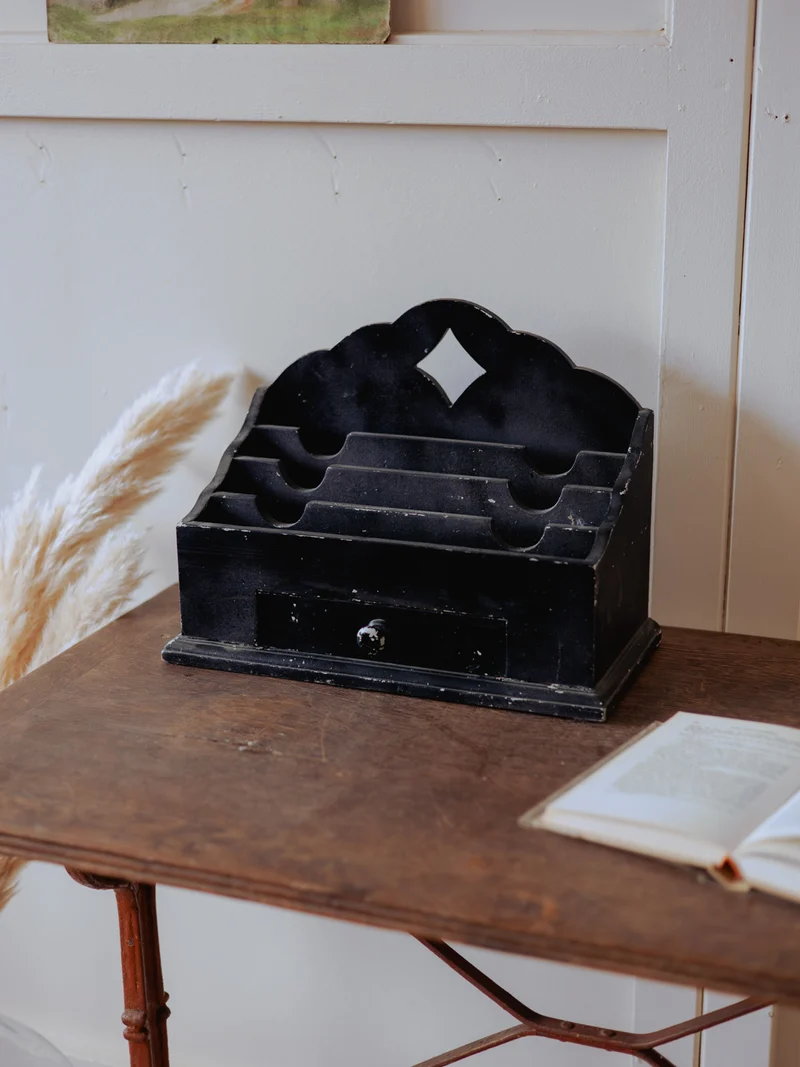 Ambroise, le tri courrier à tiroir en bois N°818