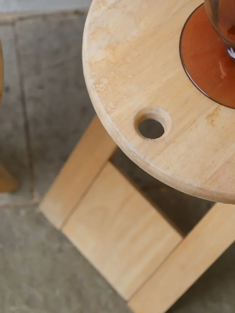 Axel, la paire de tabourets pliants en bois N°584