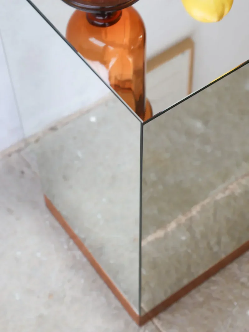 Hanna, la sellette en bois miroir N°796