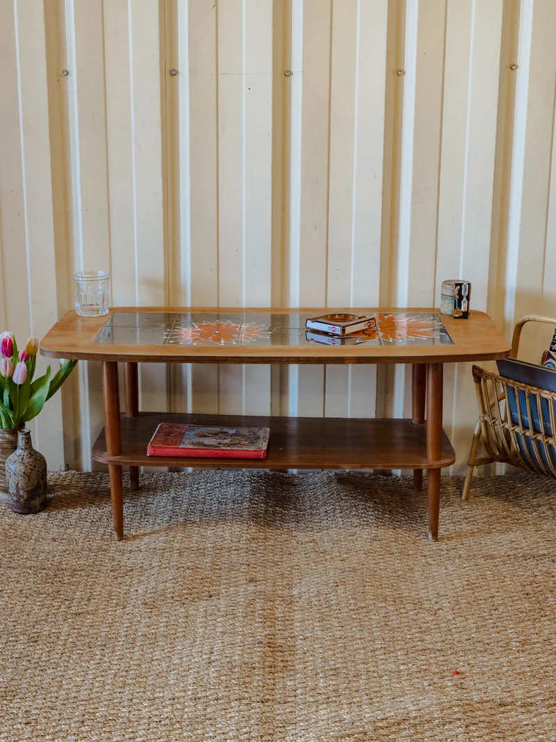 Donna, la table basse en bois N°787