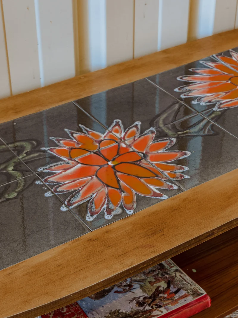 Donna, la table basse en bois N°787