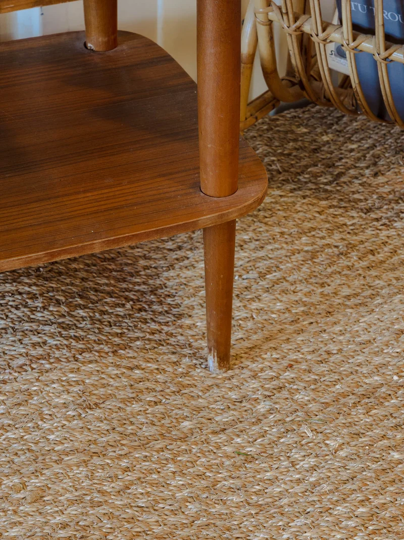 Donna, la table basse en bois N°787