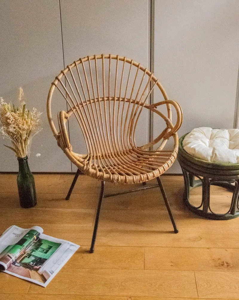 Ernest, le fauteuil en rotin et métal noir N°710