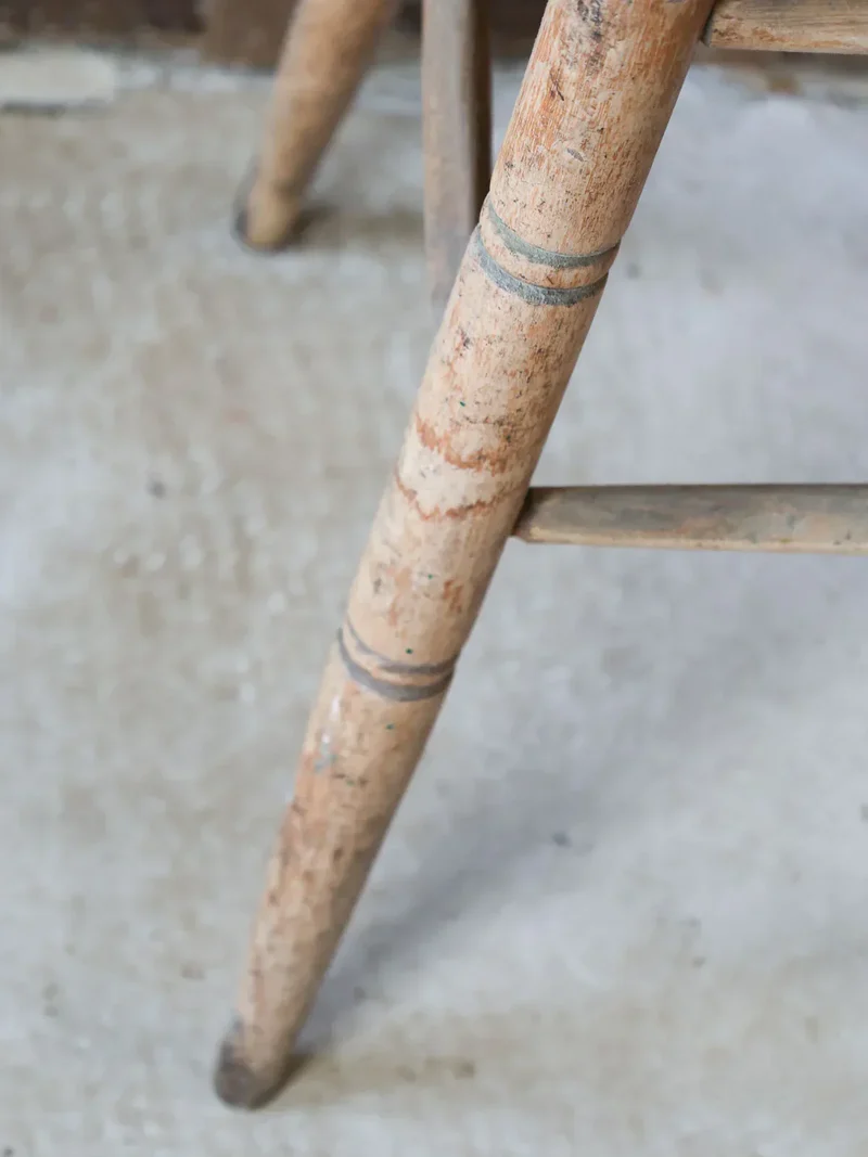 Gaston, le tabouret de bar en bois clair N°127