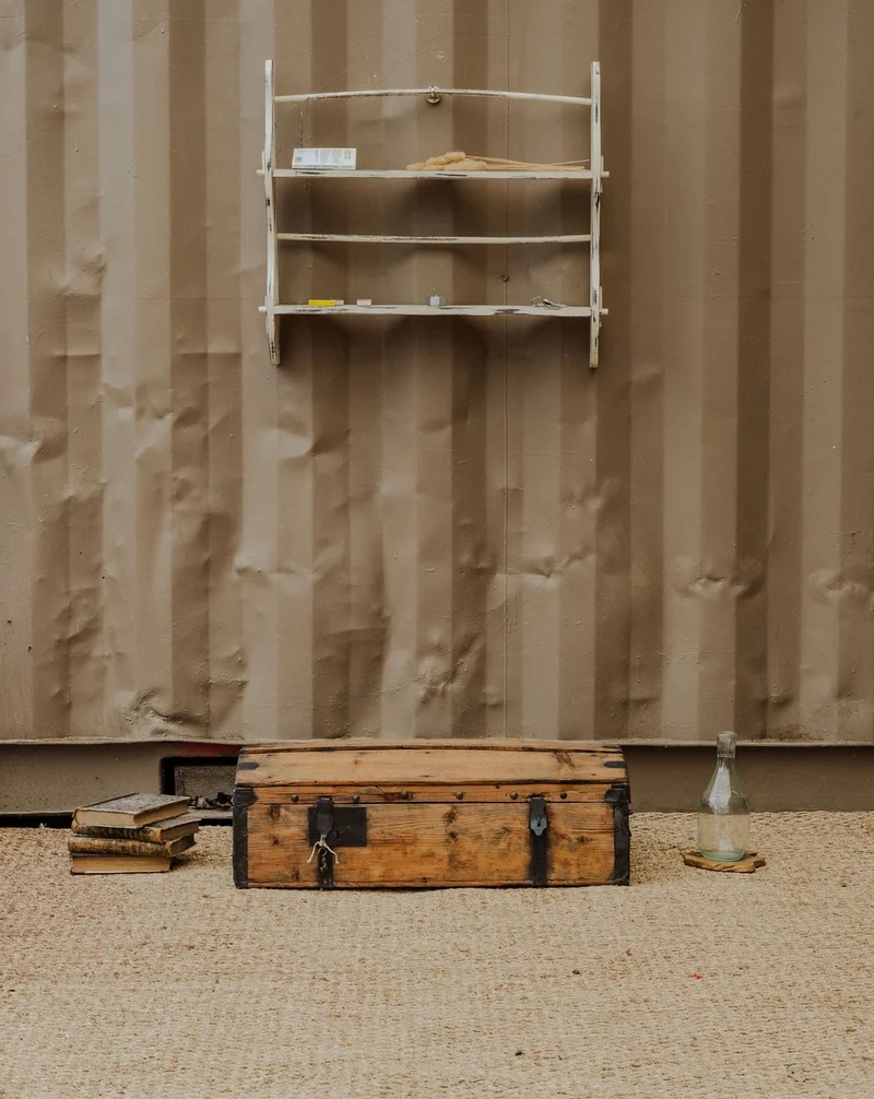 Lucienne, la malle vintage en bois N°260