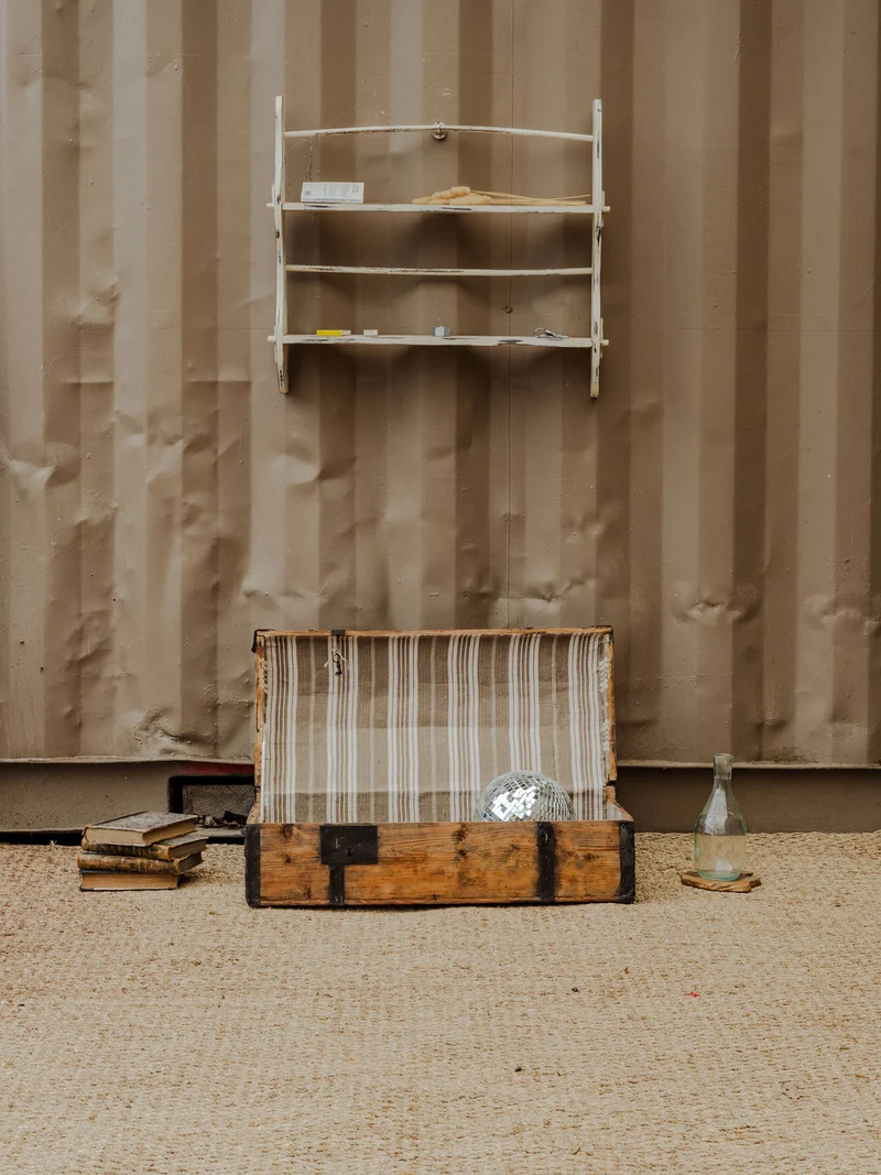 Lucienne, la malle vintage en bois N°260