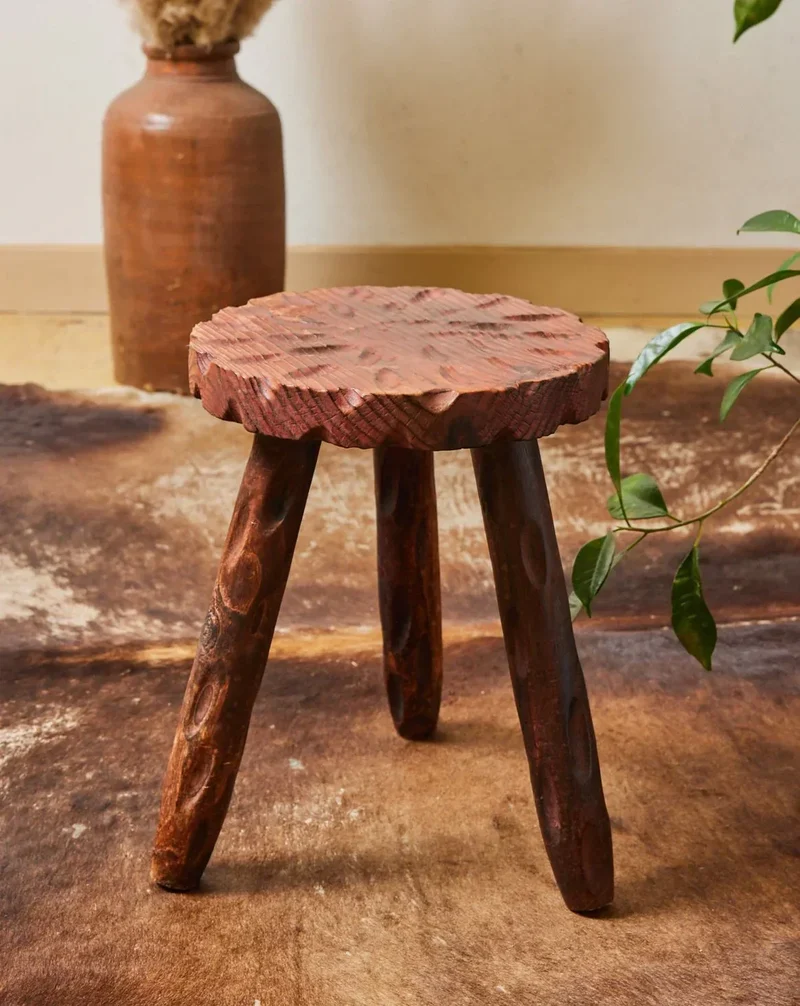 Regis, le tabouret campagne en bois N°828