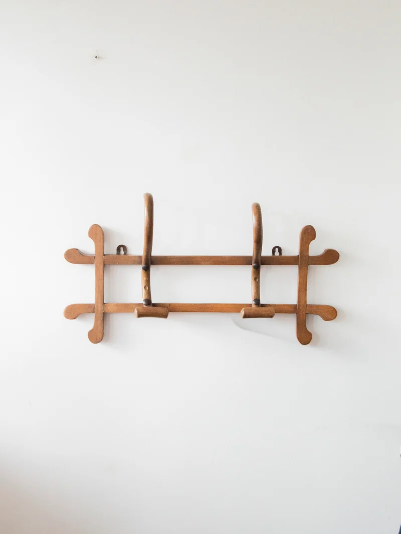 Max, le porte-manteau style Thonet N°244