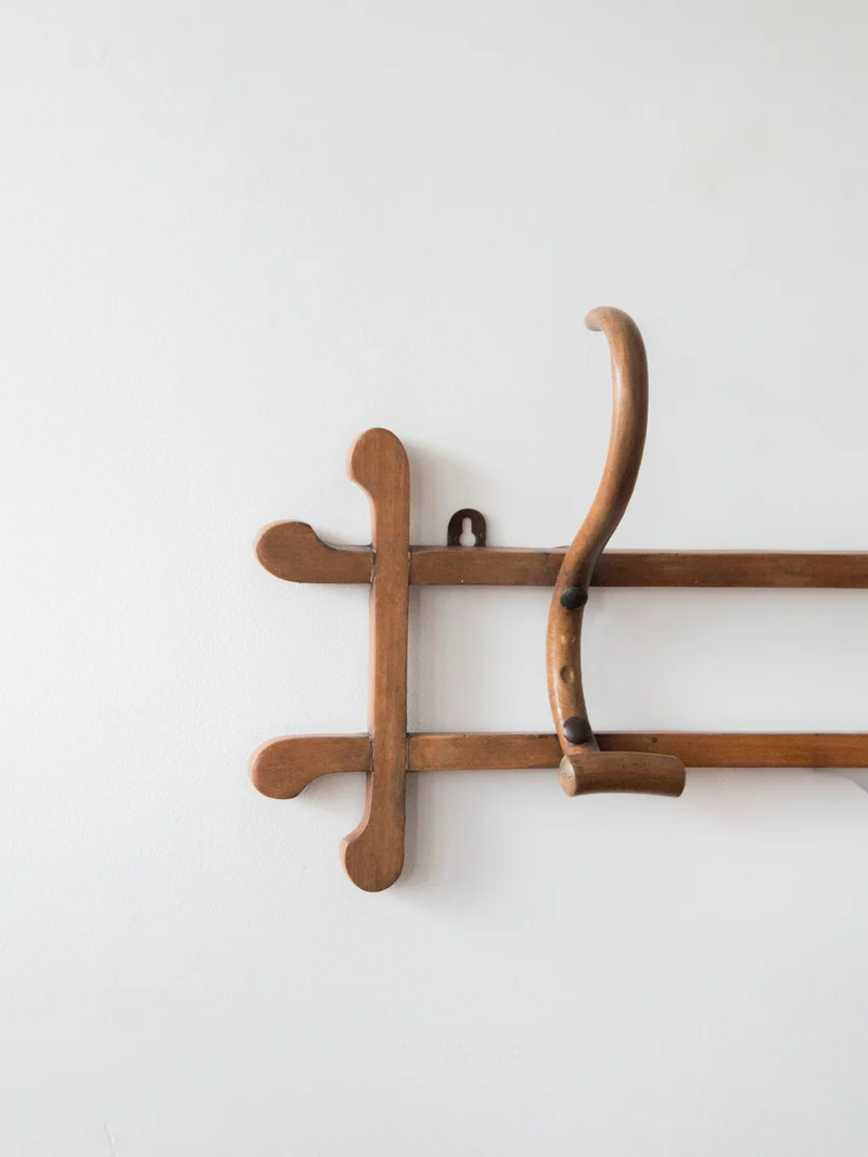 Max, le porte-manteau style Thonet N°244
