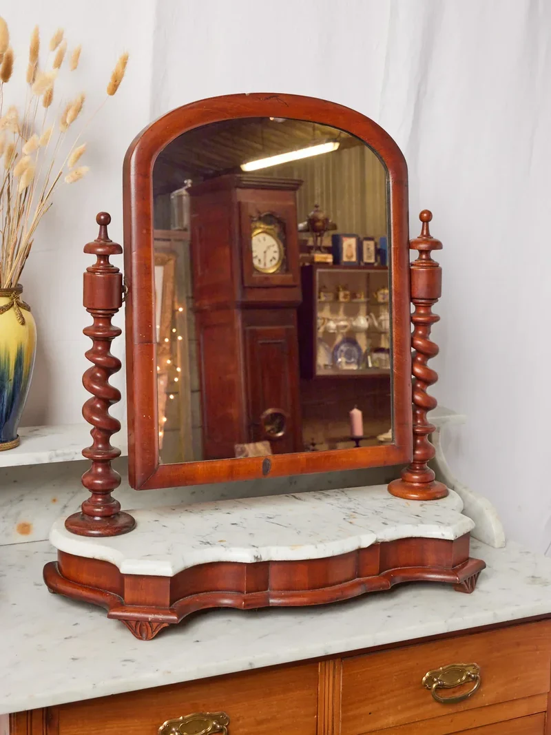 Georges, le miroir Art déco pour coiffeuse en marbre blanc N°991