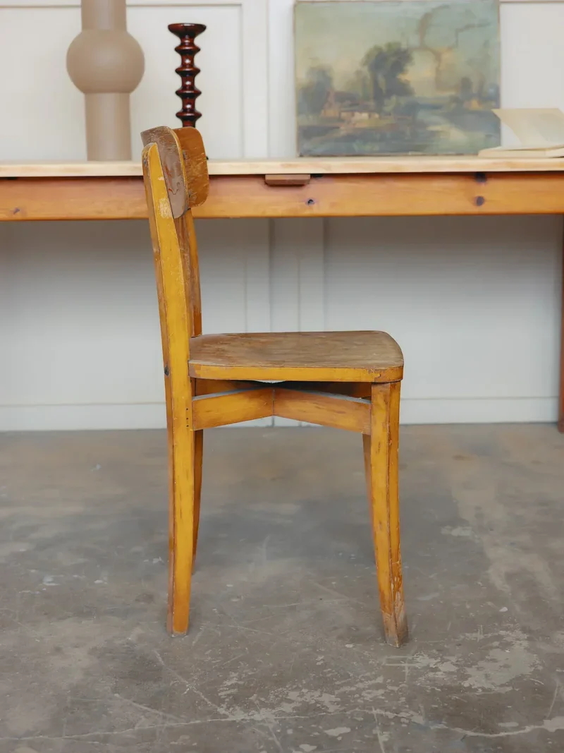 Claude, la chaise bistro en bois N°999