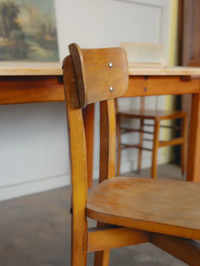 Claude, la chaise bistro en bois N°999