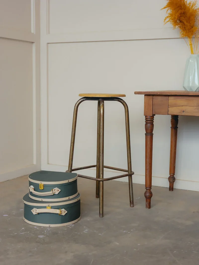Pierre, le tabouret de bar en métal et bois N°36