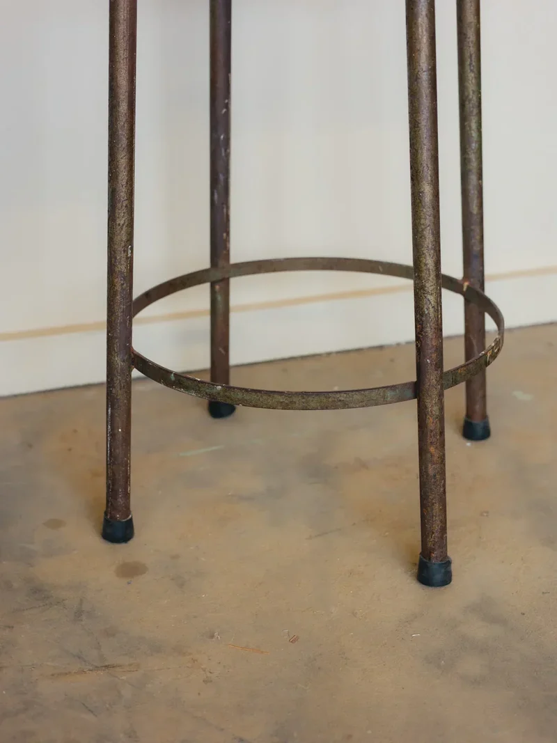 Regis, le tabouret industriel en métal N°839