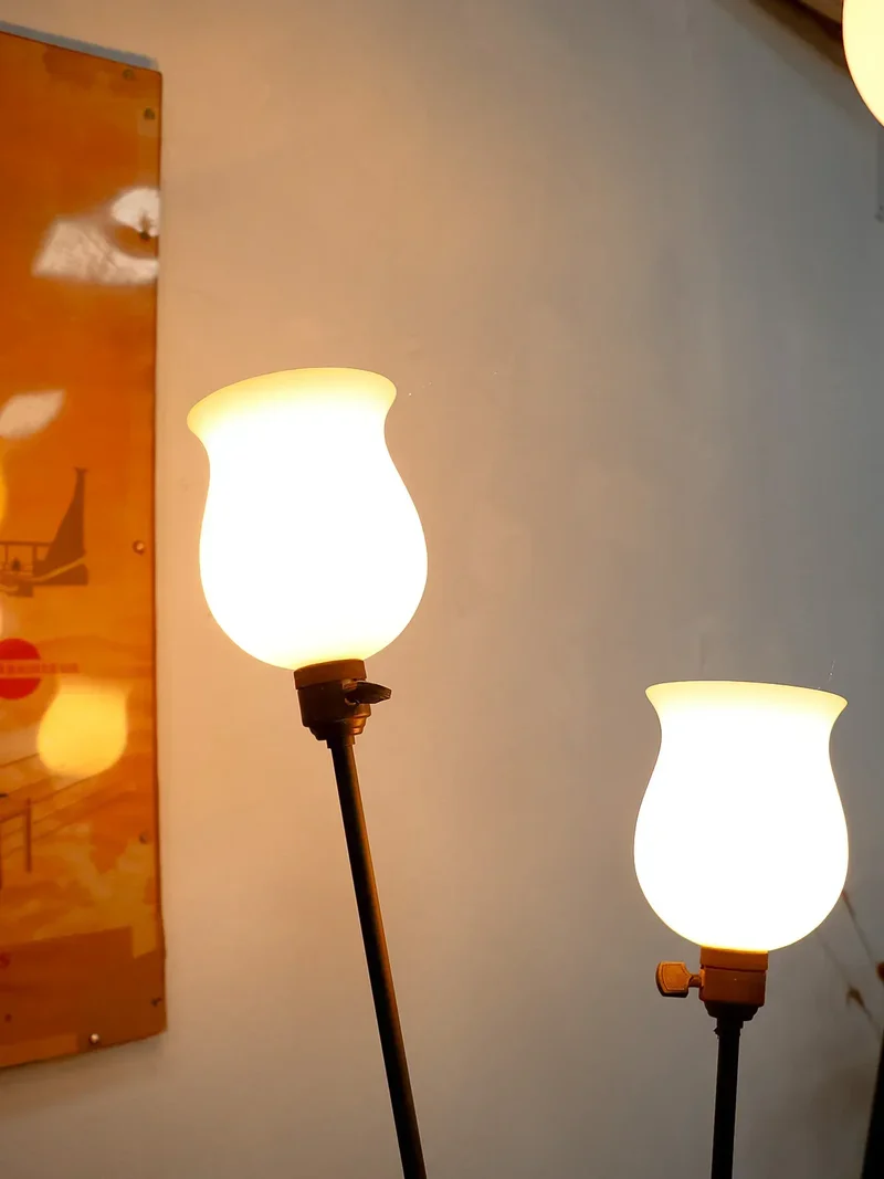 Julien, le lampadaire en métal N°296