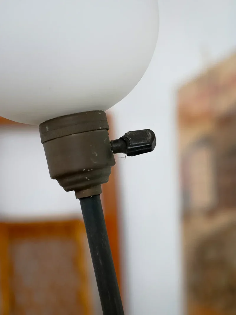 Julien, le lampadaire en métal N°296
