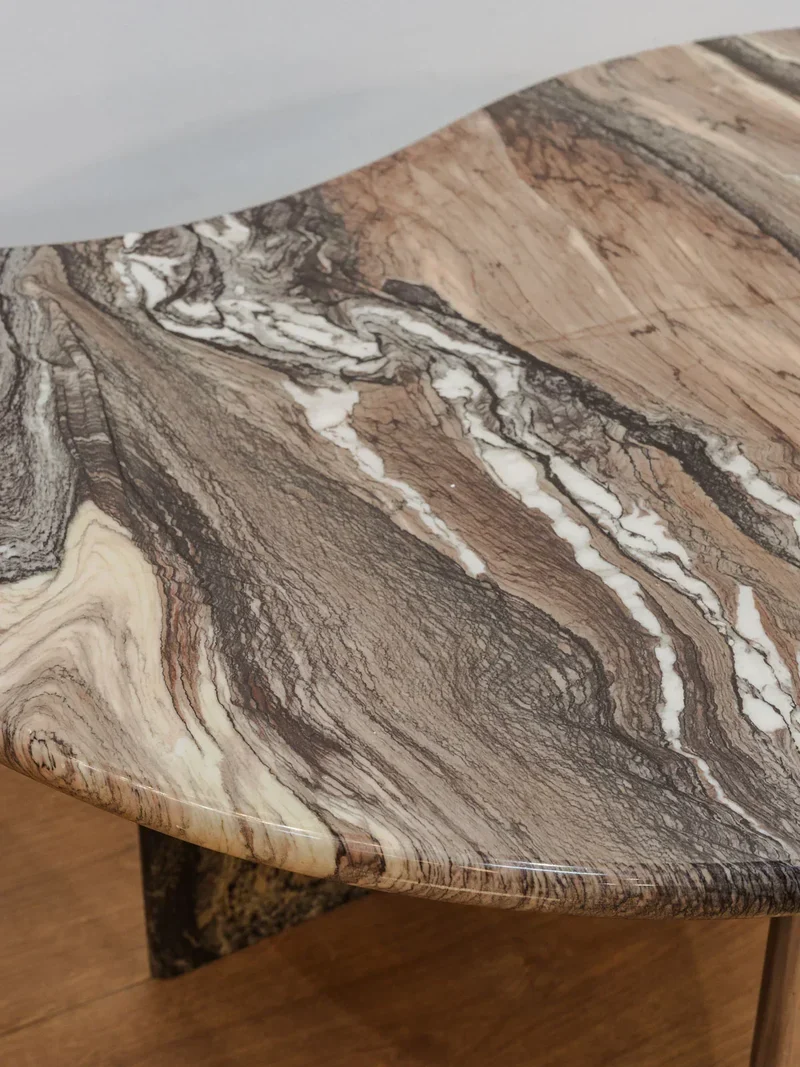 Marie-Pierre, la table basse en marbre N°76