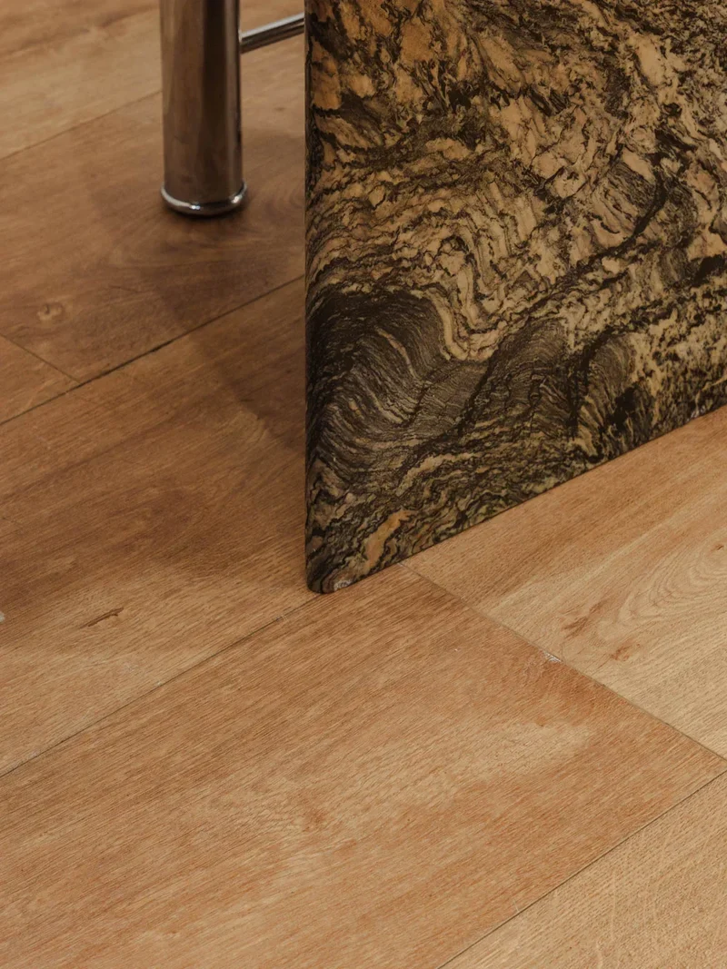 Marie-Pierre, la table basse en marbre N°76