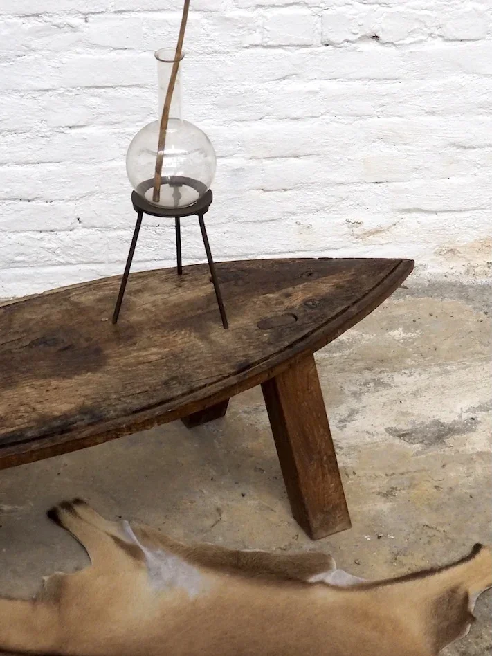 Léonie, la table basse brutaliste N°436