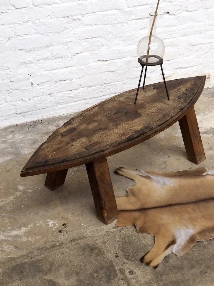 Léonie, la table basse brutaliste N°436