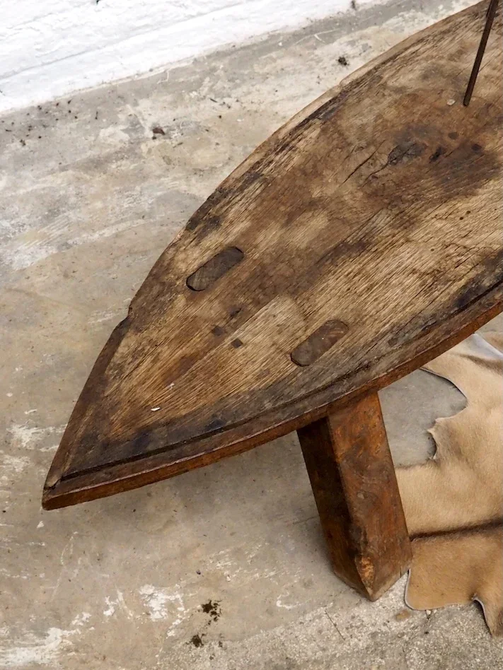 Léonie, la table basse brutaliste N°436