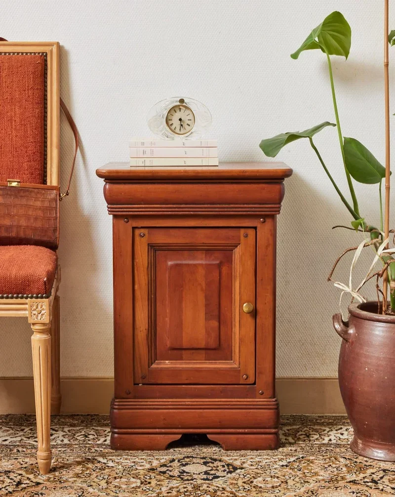 Odile, la table de chevet en bois clair N°1188