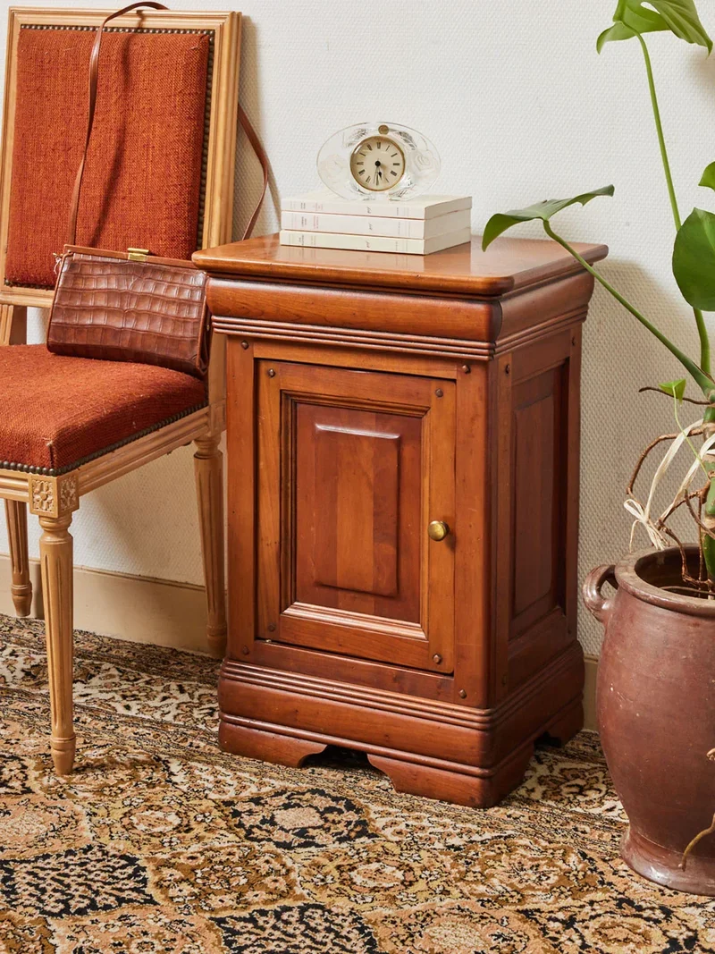 Odile, la table de chevet en bois clair N°1188