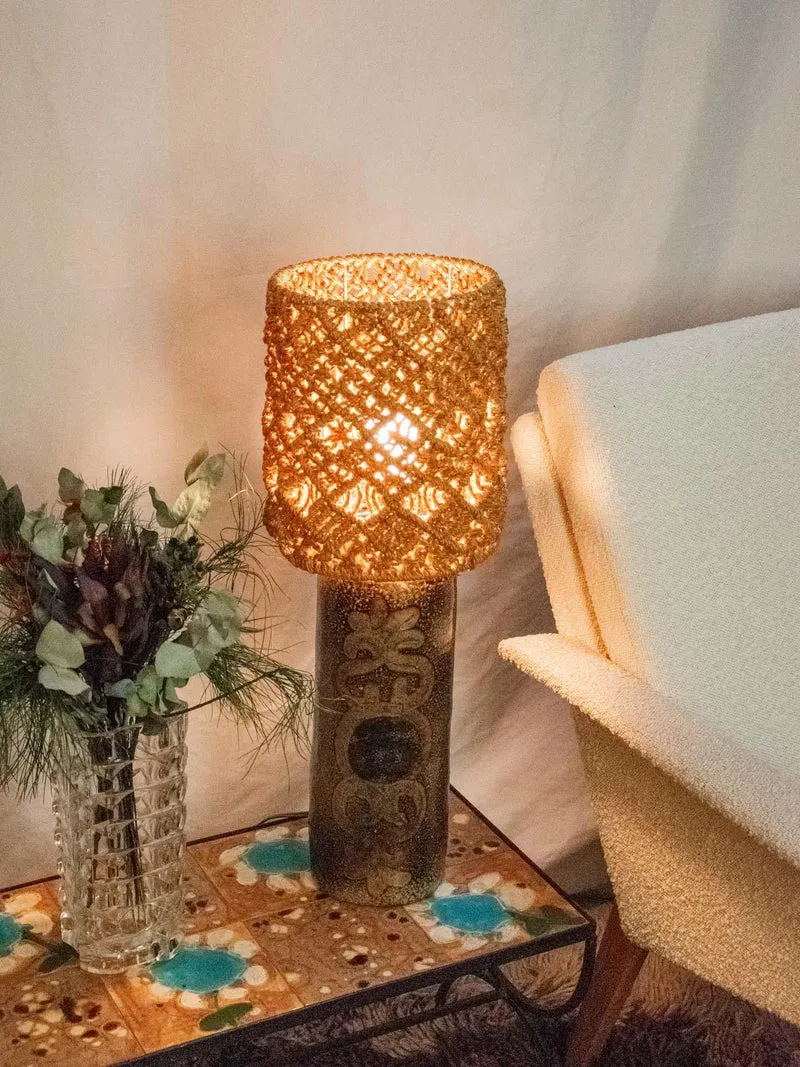 Suzanne, la lampe à poser en grès N°479