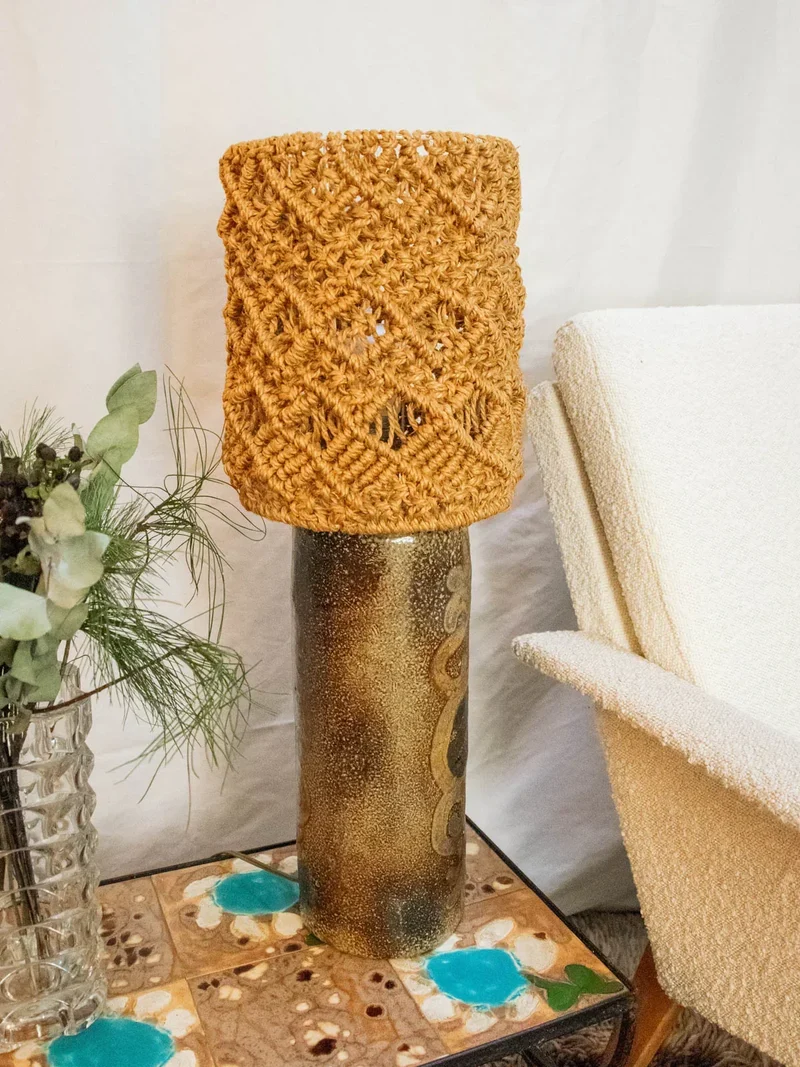 Suzanne, la lampe à poser en grès N°479