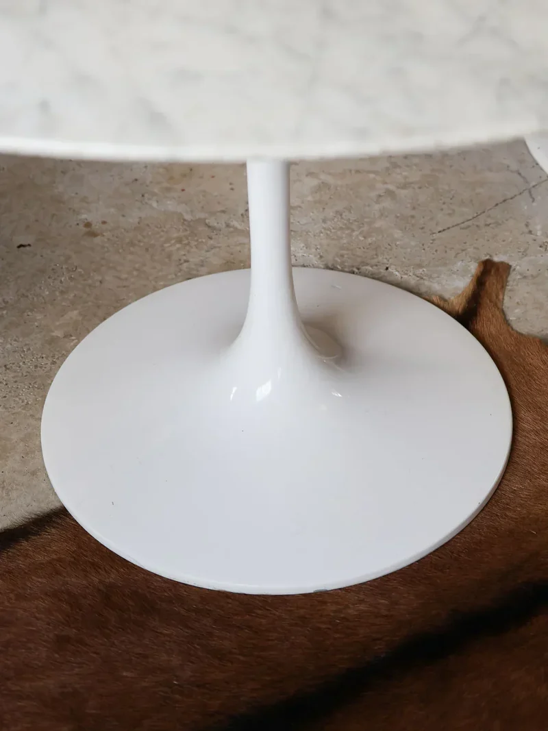 Karla, la table ronde en marbre N°1062