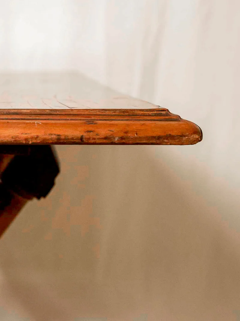 Francine, la table d'appoint en bois N°521