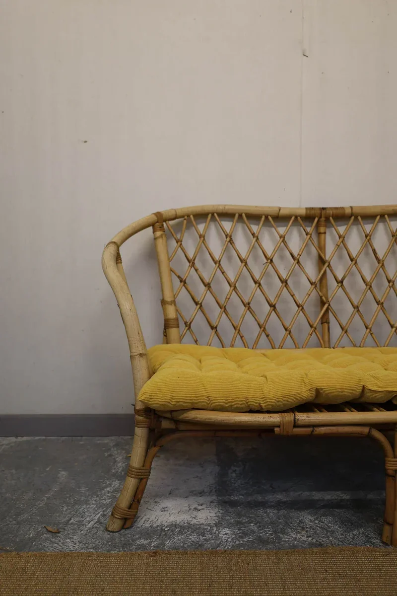 Martine, la banquette en rotin N°33