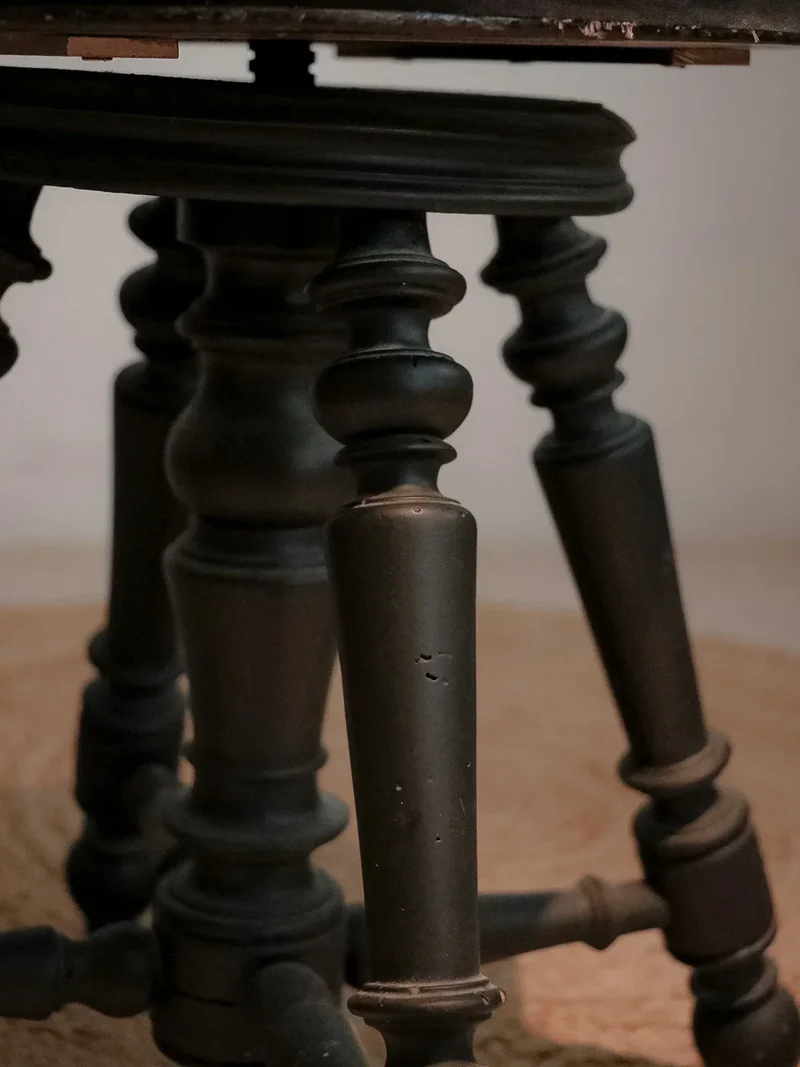 Regis, le tabouret de piano en bois N°799