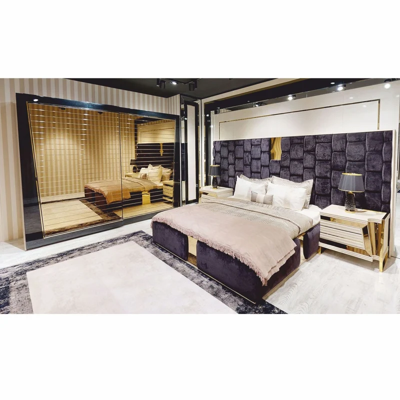 Casa Padrino Luxus Schlafzimmerschrank mit 2 Schiebetüren Schwarz / Gold 280 x H. 230 cm