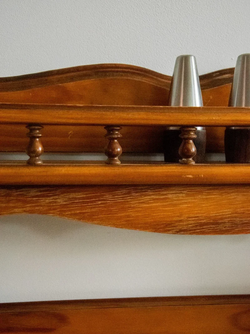 Gaëlle, l'étagère de cuisine en bois foncé N°684