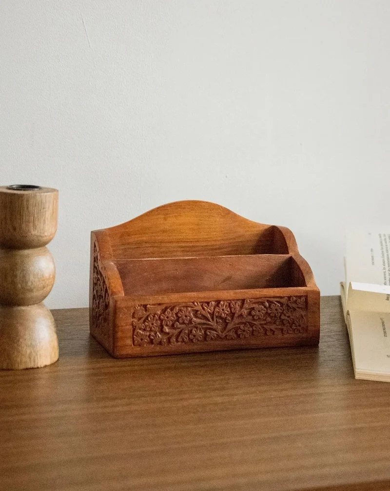 Ambroise, le petit porte-documents en bois N°881