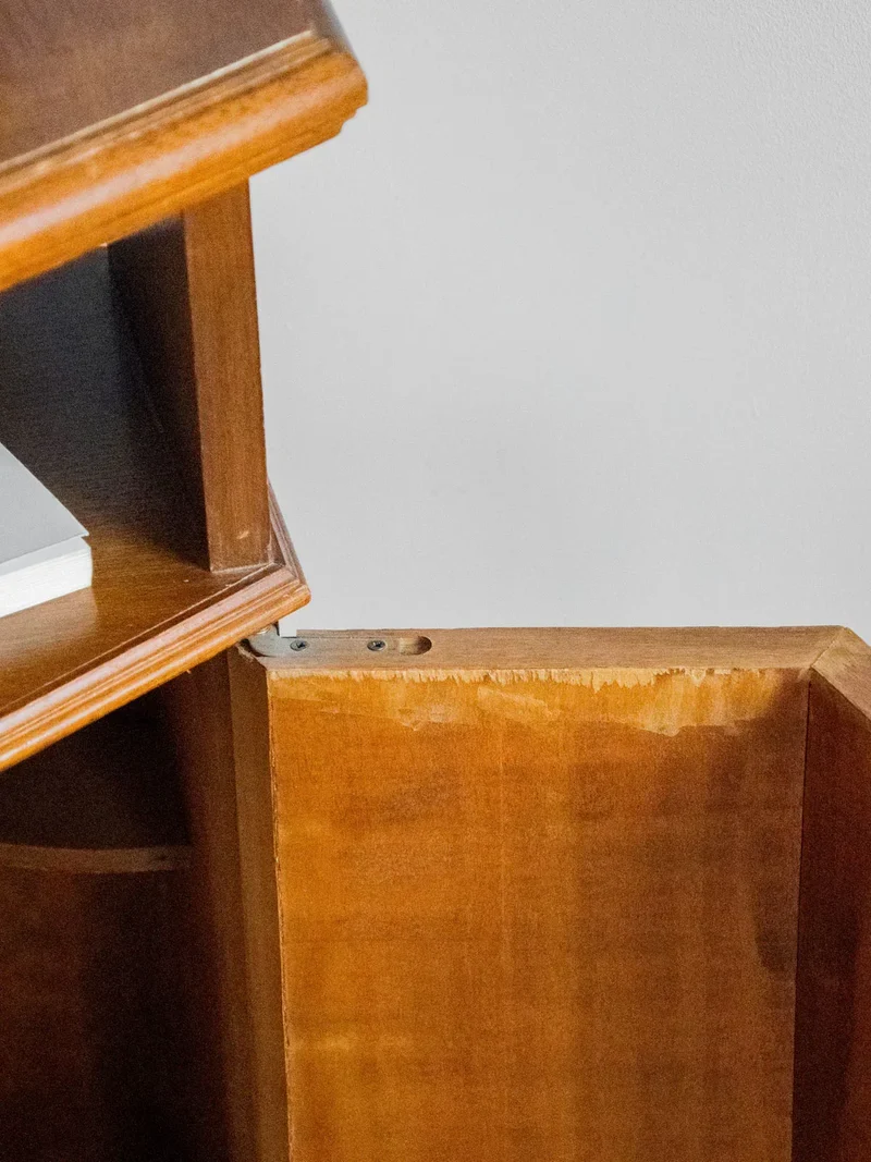 Francine, la table d'appoint en bois N°669