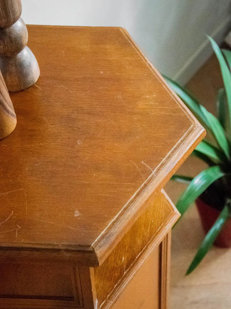 Francine, la table d'appoint en bois N°669