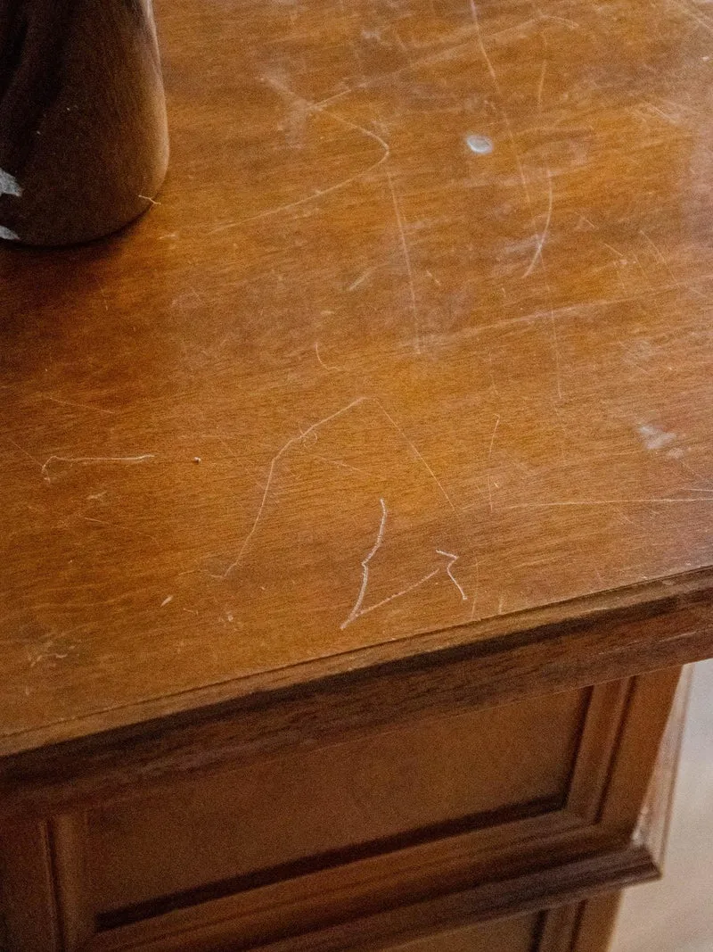 Francine, la table d'appoint en bois N°669