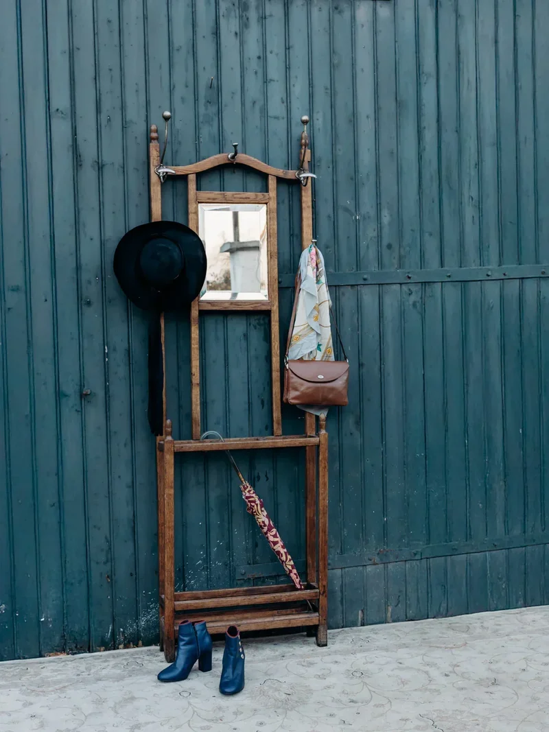 Max, le grand porte-manteau en bois N°214