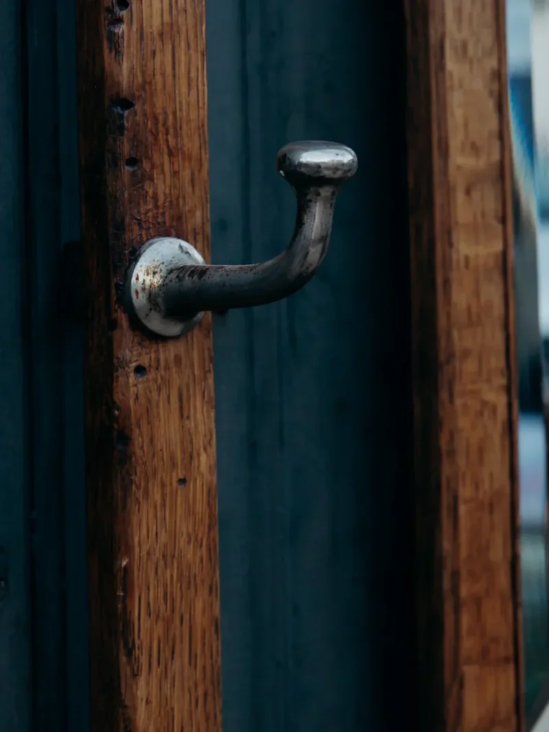 Max, le grand porte-manteau en bois N°214