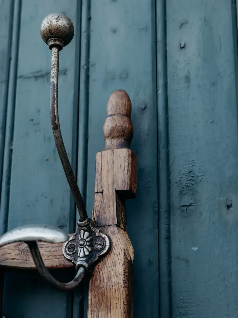 Max, le grand porte-manteau en bois N°214