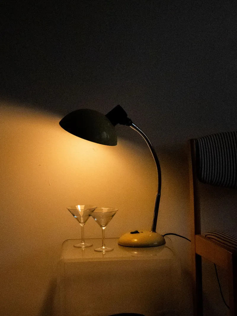 Julia, la lampe à poser de bureau beige N°647