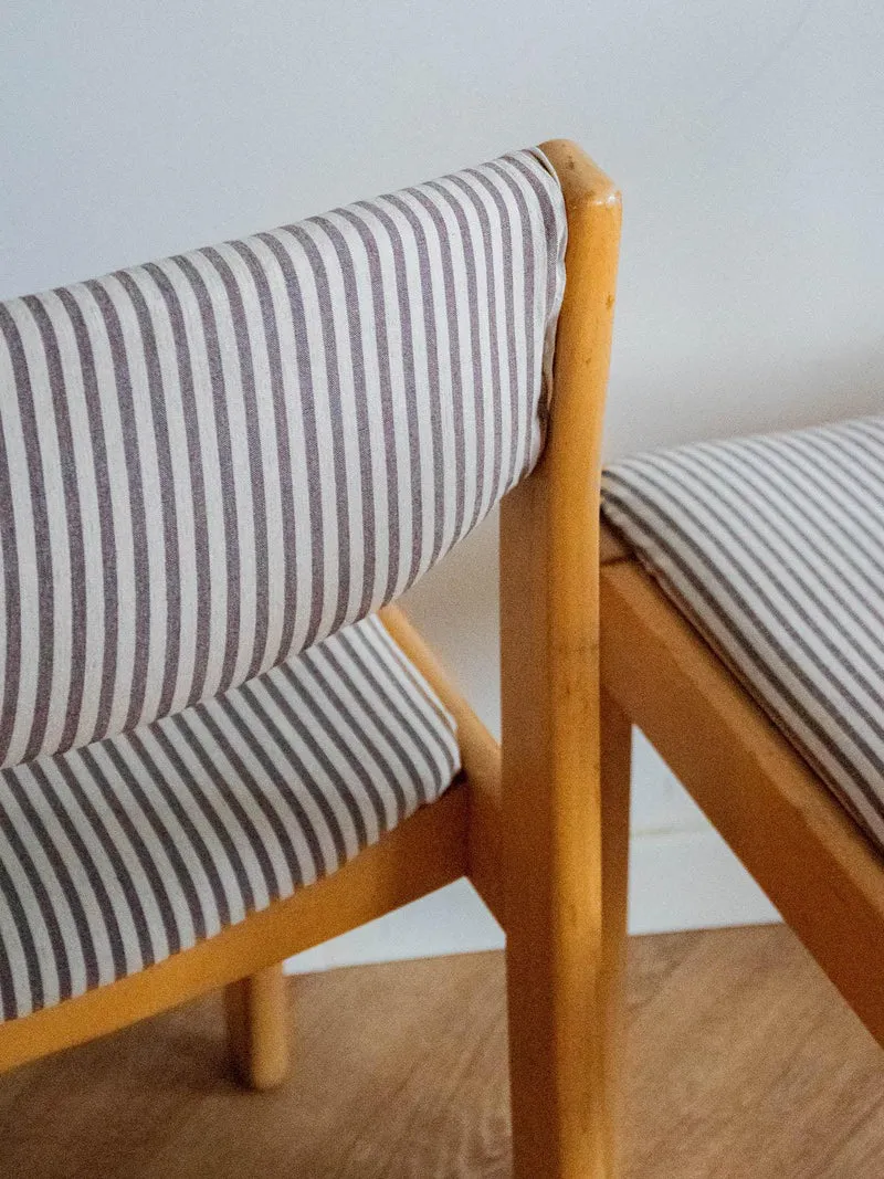 Alma, la paire de chaises en bois rayées N°1237