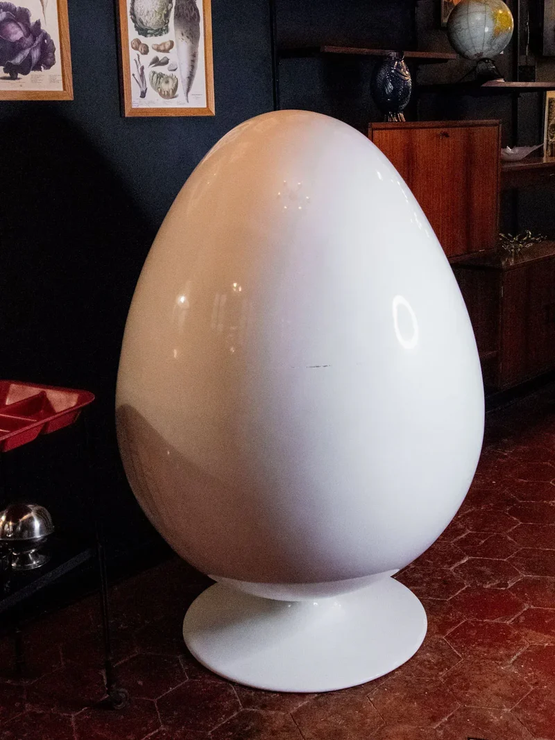 Jakob, le fauteuil Eggs Space Age N°839