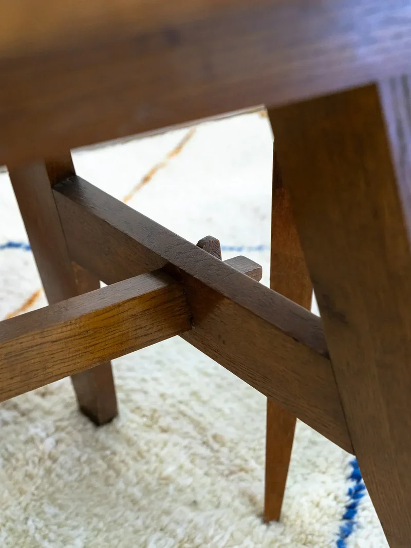Karla, la table à manger en bois N°1047