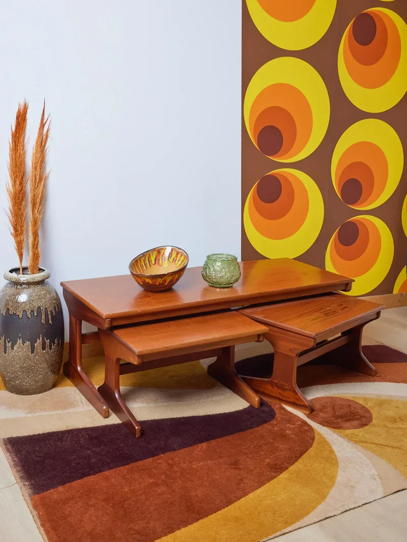 Barbara, les tables gigognes scandinaves N°127