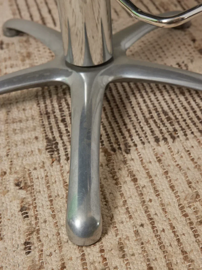 Jakob, le fauteuil de coiffeur en cuir N°748