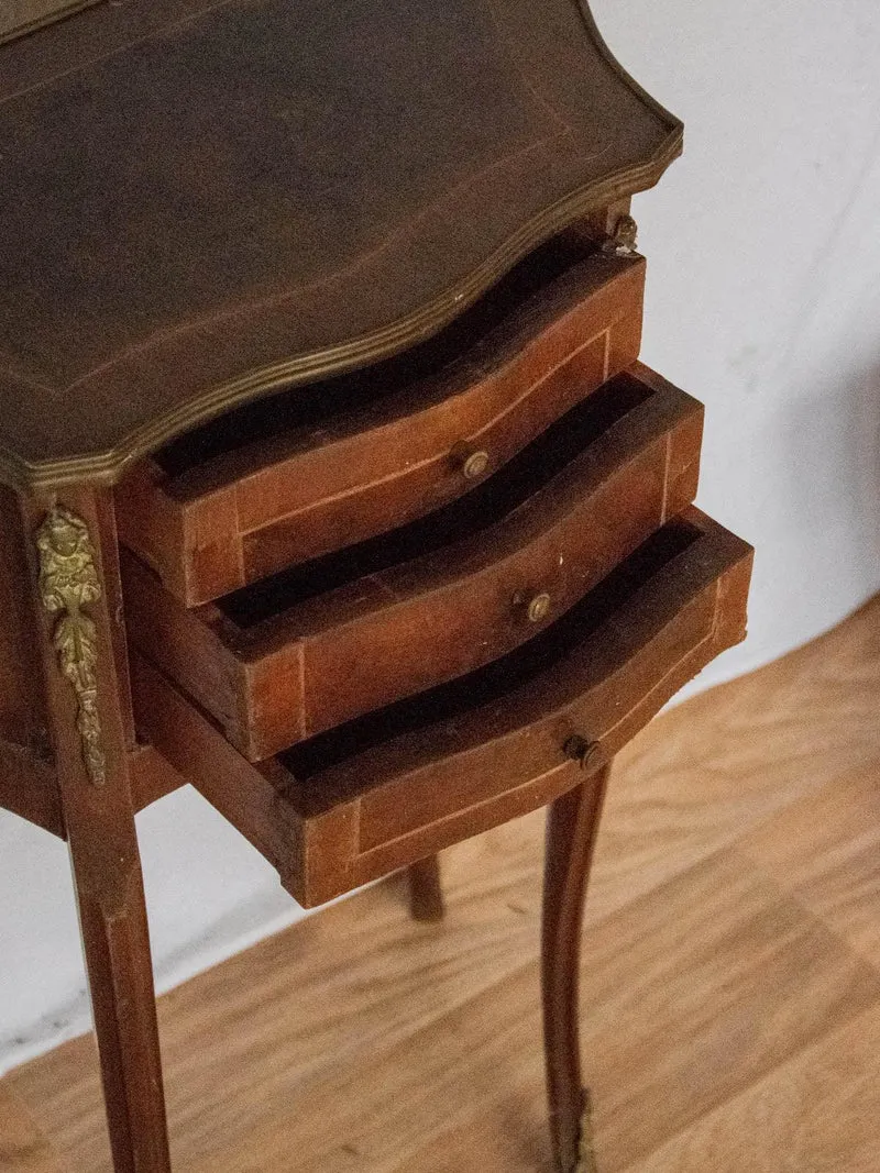 Odile, la table de chevet en bois N°649
