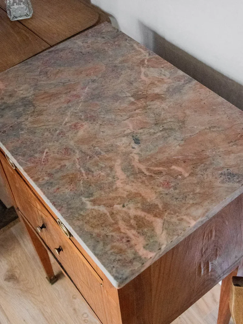 Odile, la table de chevet en bois N°648